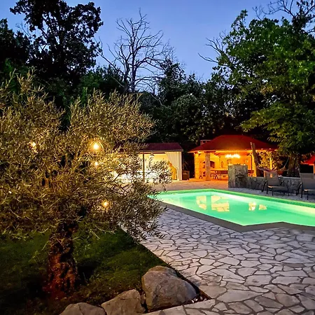Domizil Opatija A&n, Mit Pool, Wohlfuehloase Mit Meerblick Vakantiehuis Poljane