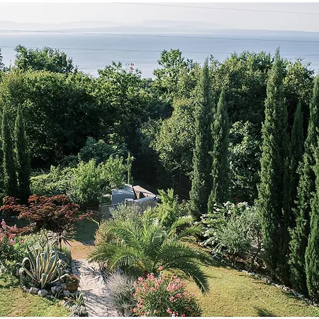 Ferienhaus Domizil Opatija A&n, Mit Pool, Sauna U Großem Garten