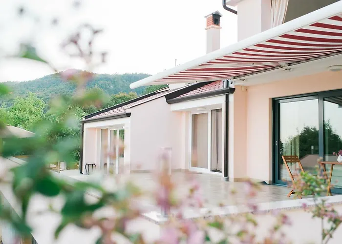 Domizil Opatija A&n, Mit Pool, Wohlfuehloase Zum Geniessen Hébergement de vacances *